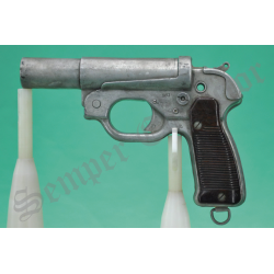 LP42 flare gun s/n...