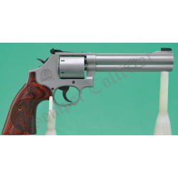 Revolver Smith & Wesson 686...